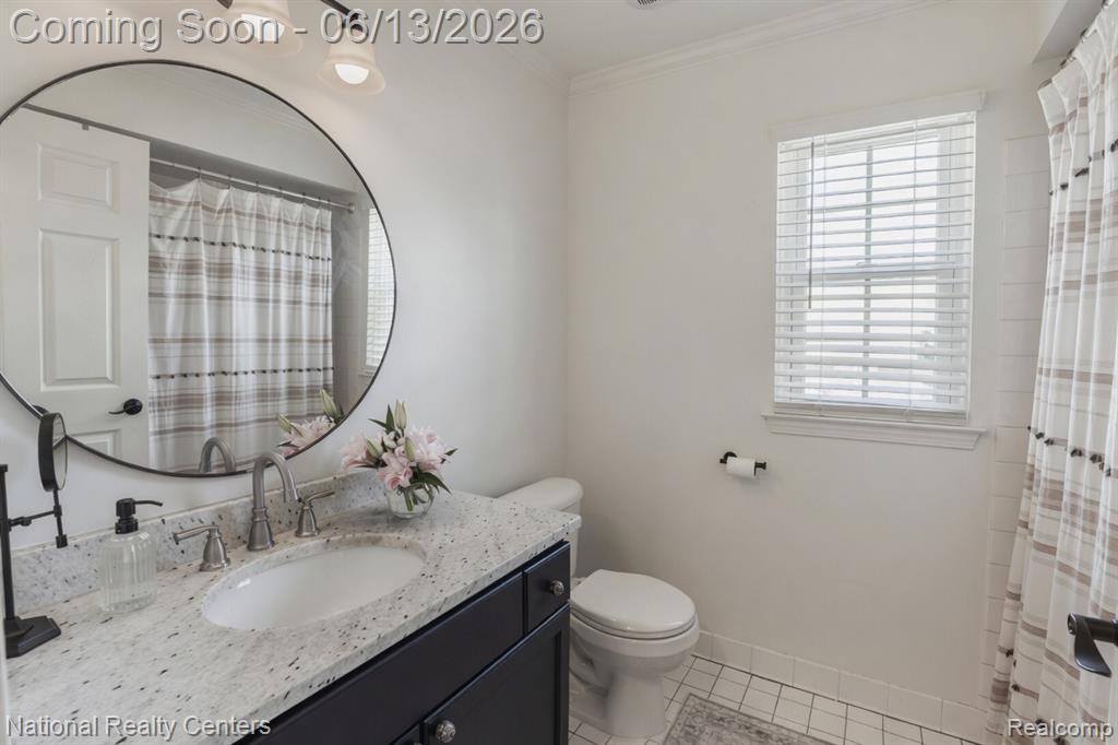 4033 Berkshire Drive, Sterling Heights, MI 48314 — Photo 10
