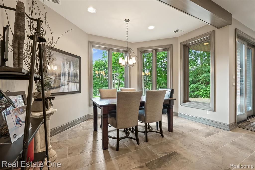 7181 Hillside Drive, Clarkston, MI — Photo 46