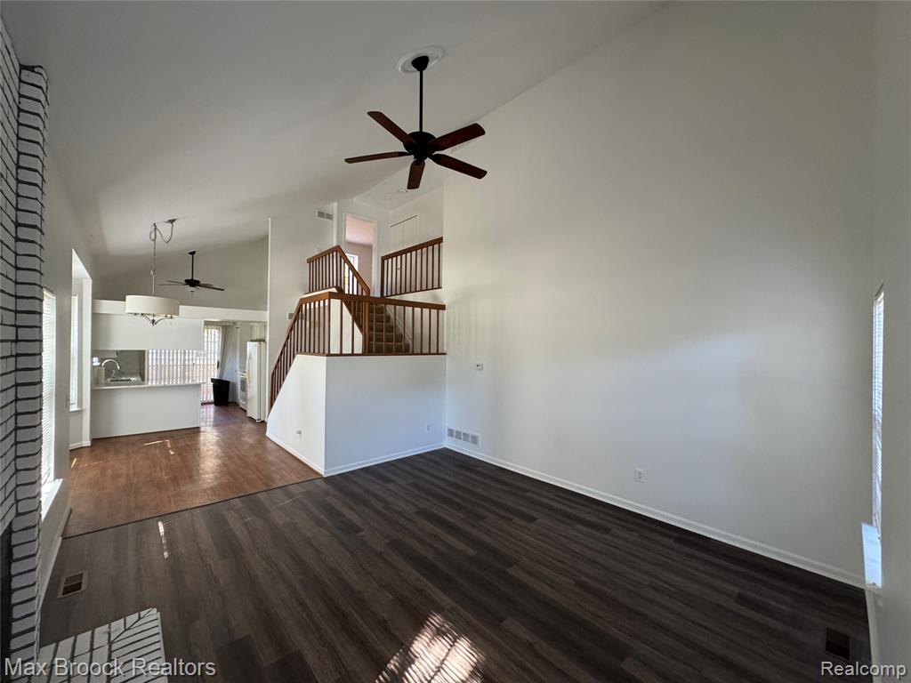 6620 Fireside Court, West Bloomfield, MI — Photo 3