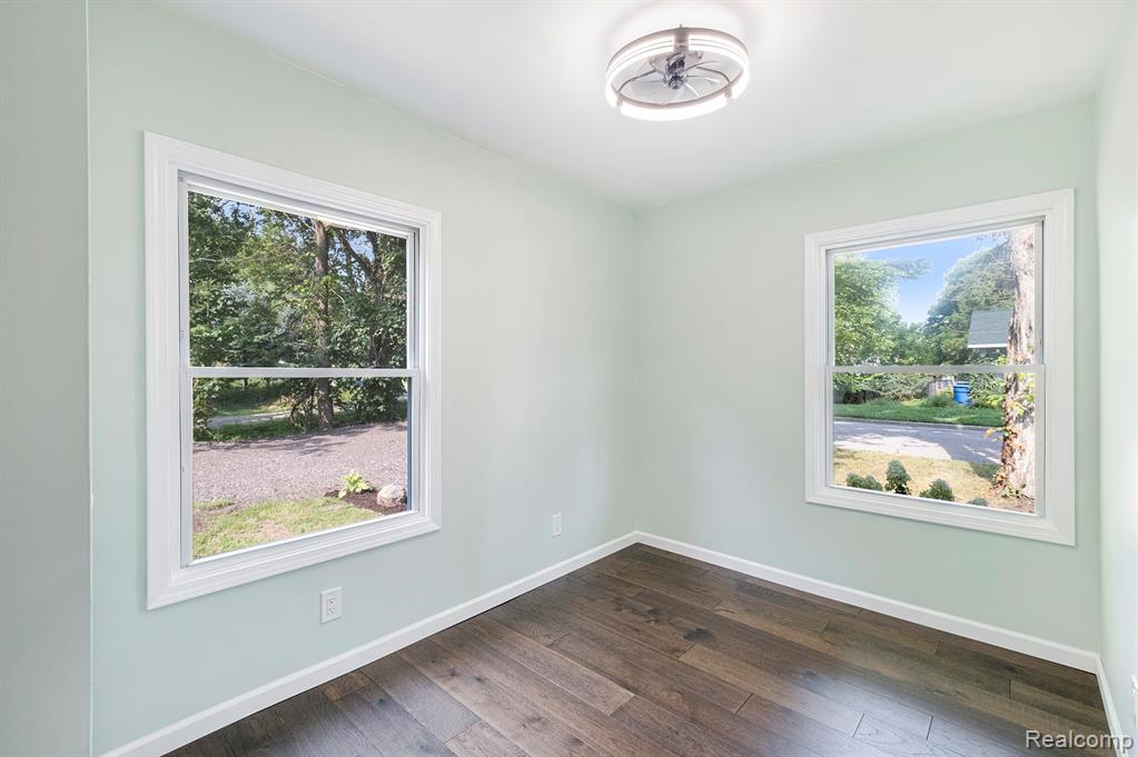 210 Legrande Street, Holly, MI 48442 — Photo 13