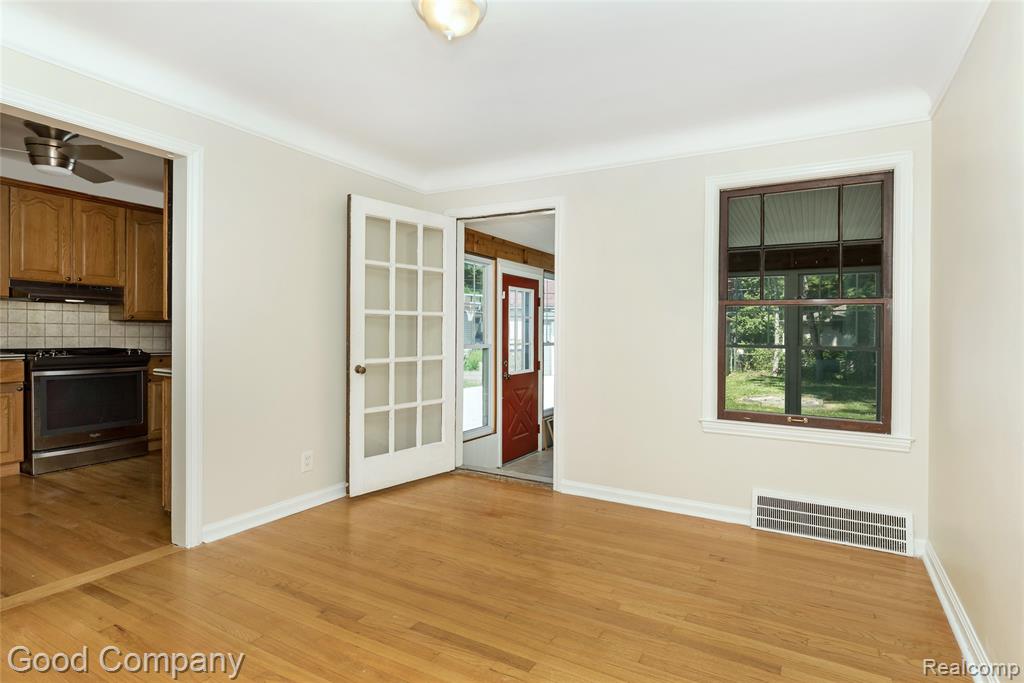 880 Notre Dame Street, Grosse Pointe, MI 48230 — Photo 9