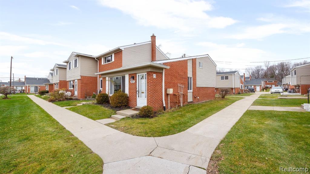 8127 BRISTOL Street, Westland, MI — Photo 2