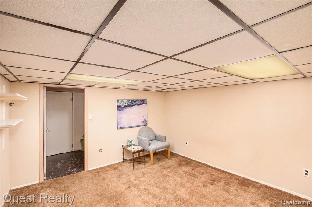 49830 SHELBY Road, Shelby Twp, MI 48317 — Photo 34