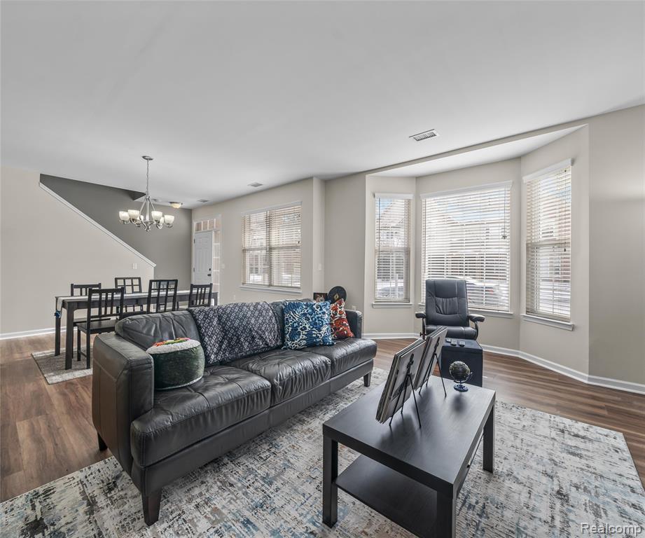 47624 Pembroke Drive, Canton, MI 48188 — Photo 4