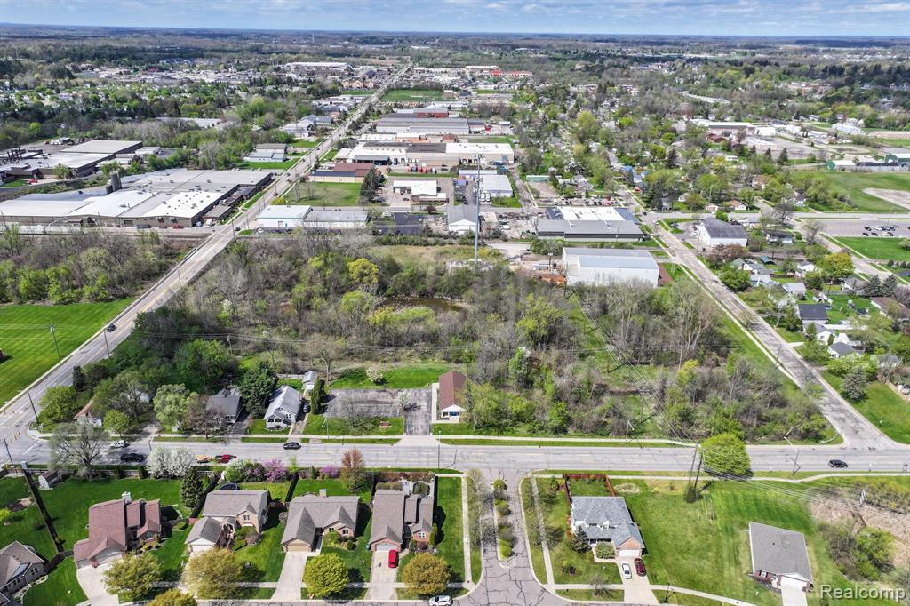550 S Saginaw Street, Lapeer, MI 48446 — Photo 40