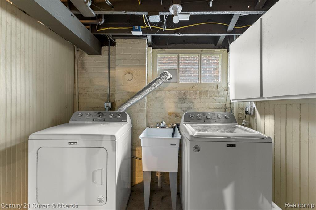 4815 Iroquois Street, Detroit, MI 48214 — Photo 40