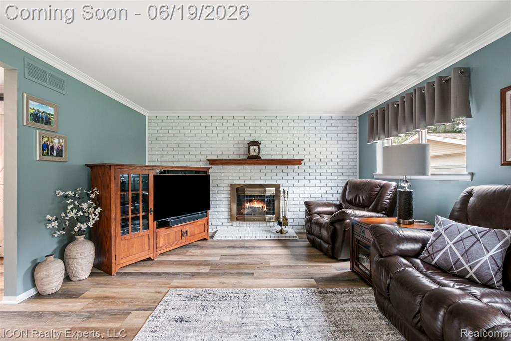 39738 Day Drive E, Clinton Twp, MI 48038 — Photo 24