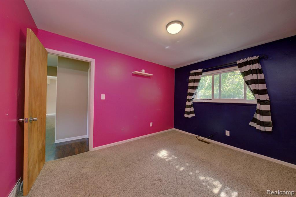 8246 FORREST Drive, Canton, MI 48187 — Photo 21