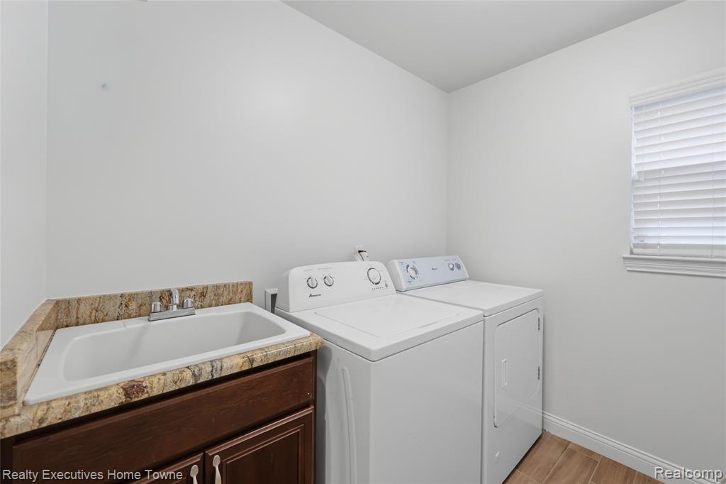 50486 Torrey Pines Drive, Macomb, MI 48042 — Photo 19