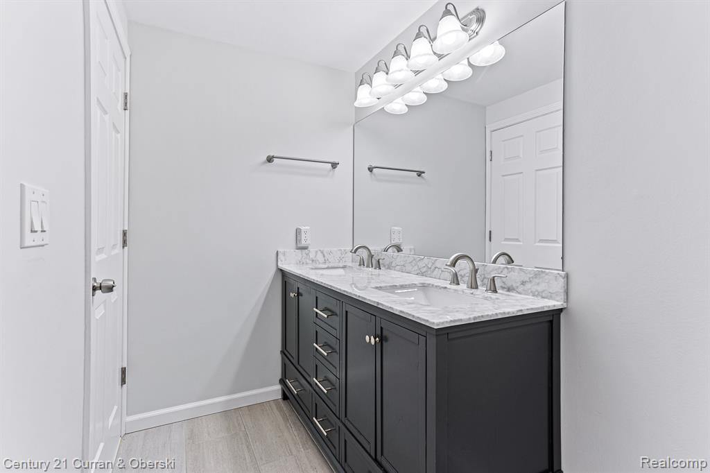 42645 Savoy Court, Northville, MI 48167 — Photo 25