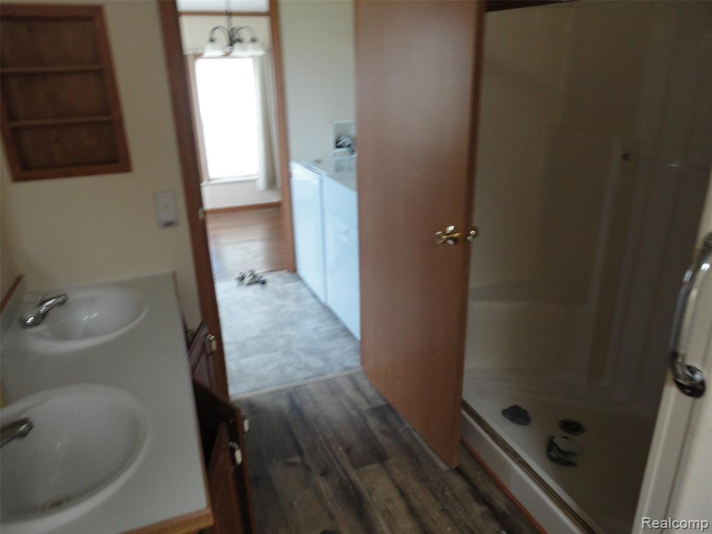 13463 Pear Street, Carleton, MI 48117 — Photo 22