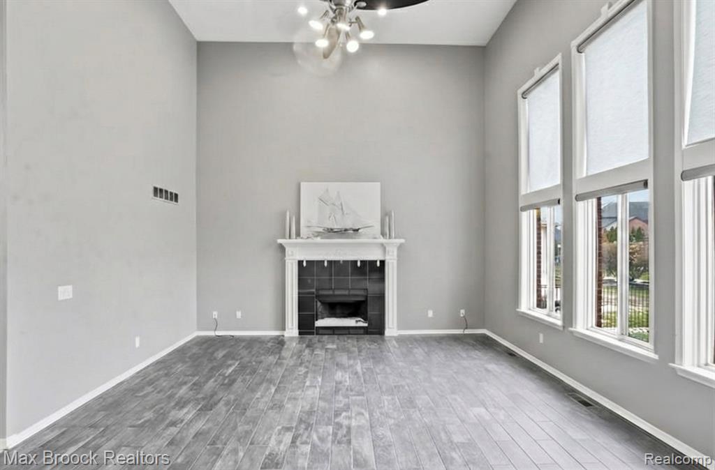 51141 Hook Drive, Macomb, MI 48042 — Photo 5