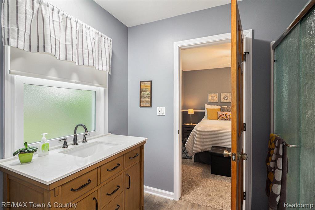 407 N McKinley Road, Flushing, MI 48433 — Photo 13