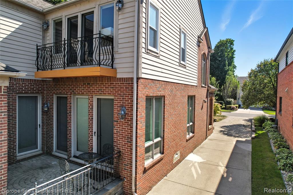 638 Hanna Street, Birmingham, MI 48009 — Photo 33