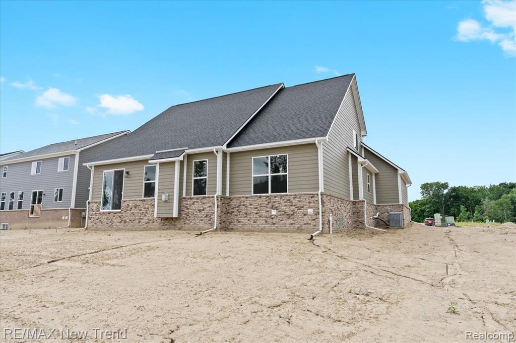 8541 Joseph Street, Commerce Twp, MI 48382 — Photo 39