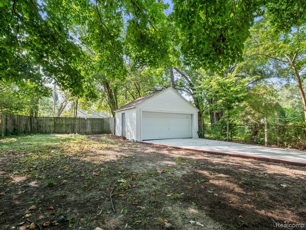 14514 CHANDLER PARK Drive, Detroit, MI 48224 — Photo 26