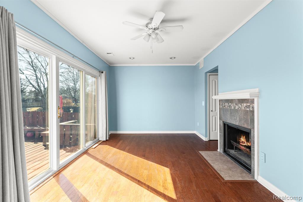 19708 DEARBORN Court, Northville, MI 48167 — Photo 16