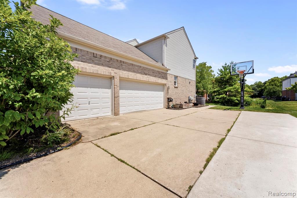 443 Lenox Drive, Canton, MI 48188 — Photo 42