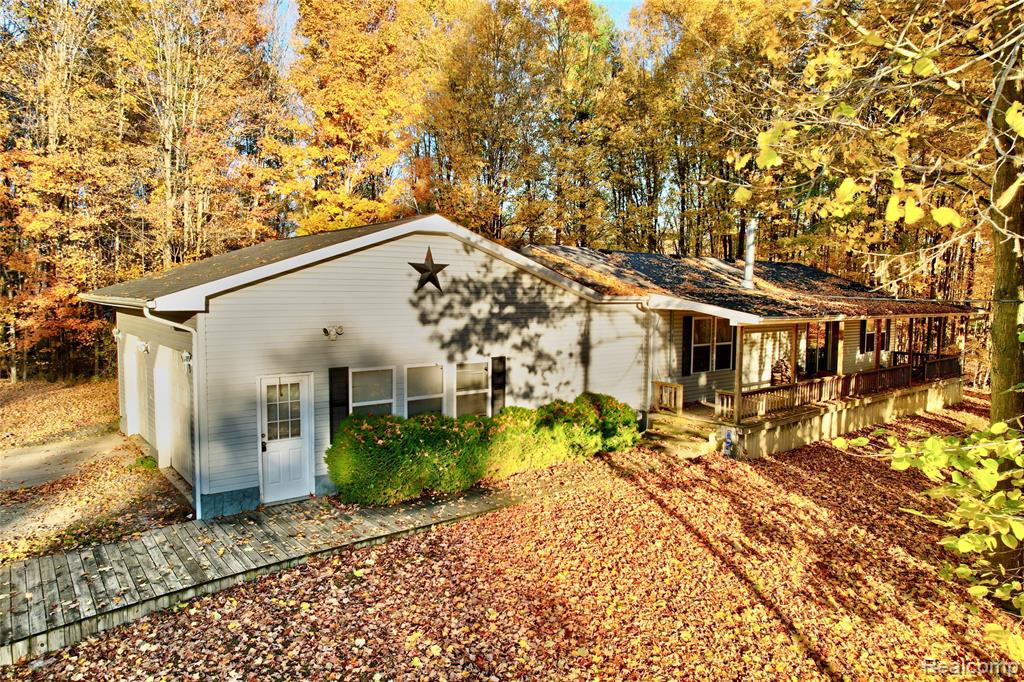 11154 Gale Road, Otisville, MI 48463 — Photo 41