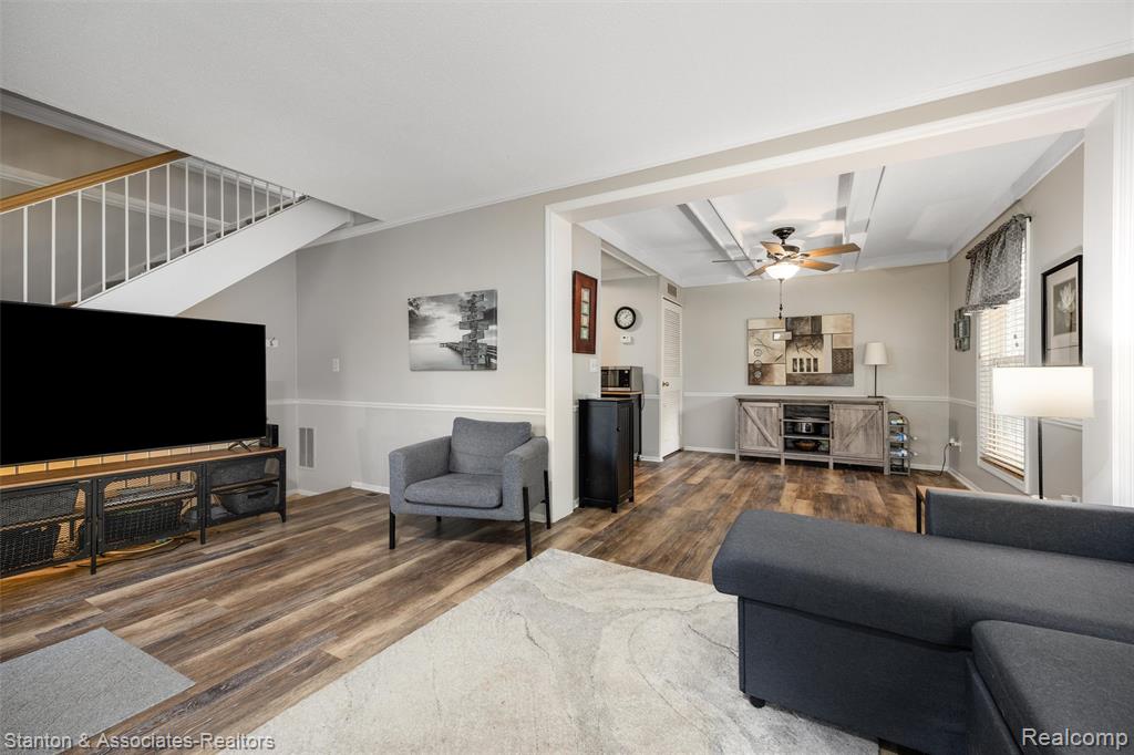38718 Barnstable Lane, Clinton Twp, MI 48038 — Photo 2