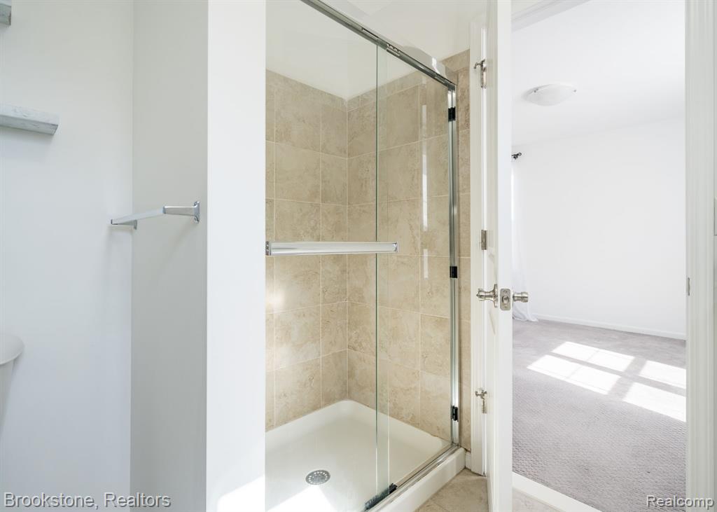 512 Midland Boulevard, Royal Oak, MI 48073 — Photo 20