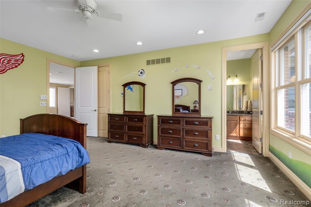 7432 Foxburg Court, Clarkston, MI 48348 — Photo 81