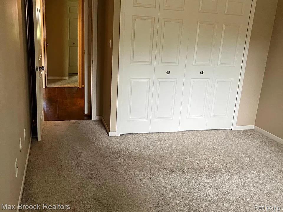 42491 Plymouth Hollow Drive, Plymouth, MI 48170 — Photo 8