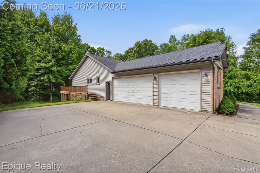2348 Rochester Road, Leonard, MI 48367 — Photo 31