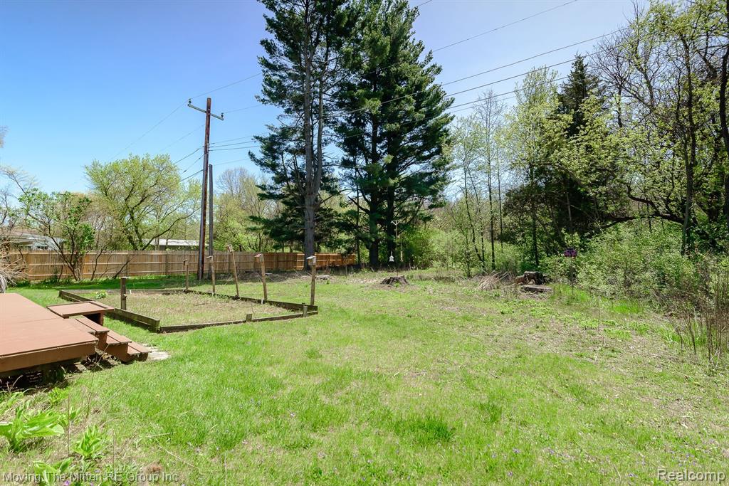 49335 WEAR Road, Belleville, MI 48111 — Photo 52