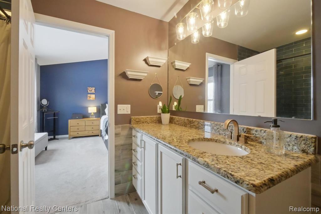 27316 Victoria Road, Novi, MI — Photo 31