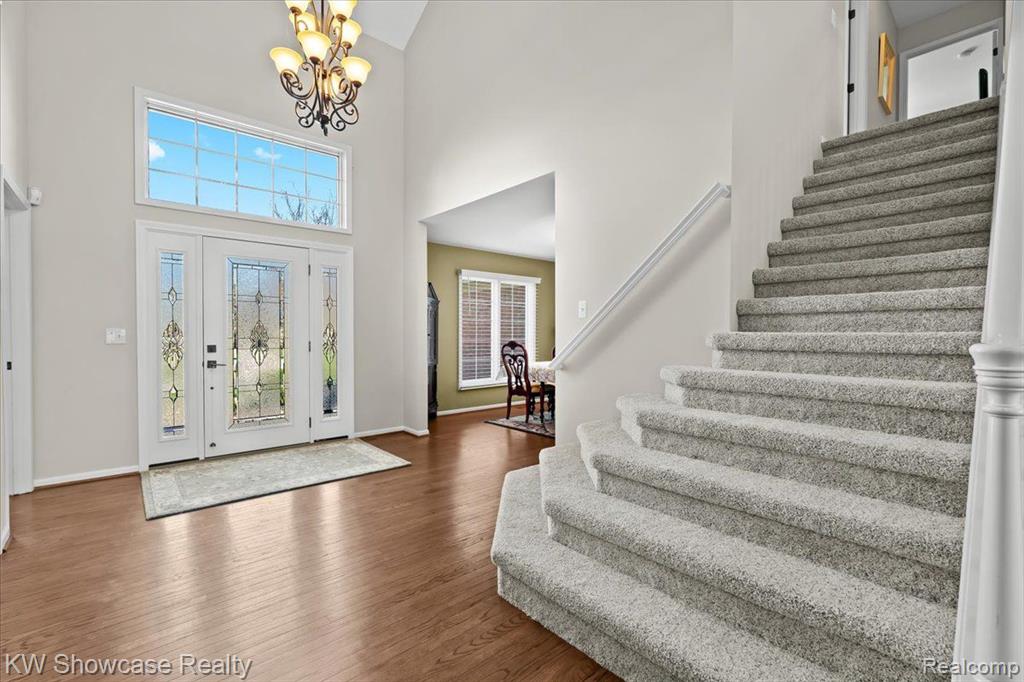 54771 GRENELEFE Circle E, South Lyon, MI 48178 — Photo 5