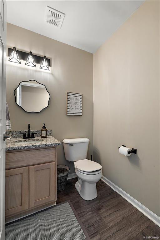 457 Cove View Drive, Waterford, MI 48327 — Photo 17