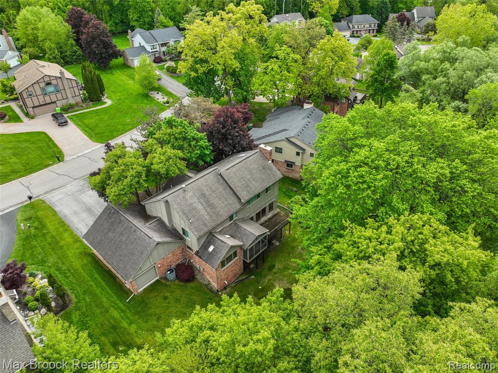 5844 INDEPENDENCE Lane, West Bloomfield, MI — Photo 46