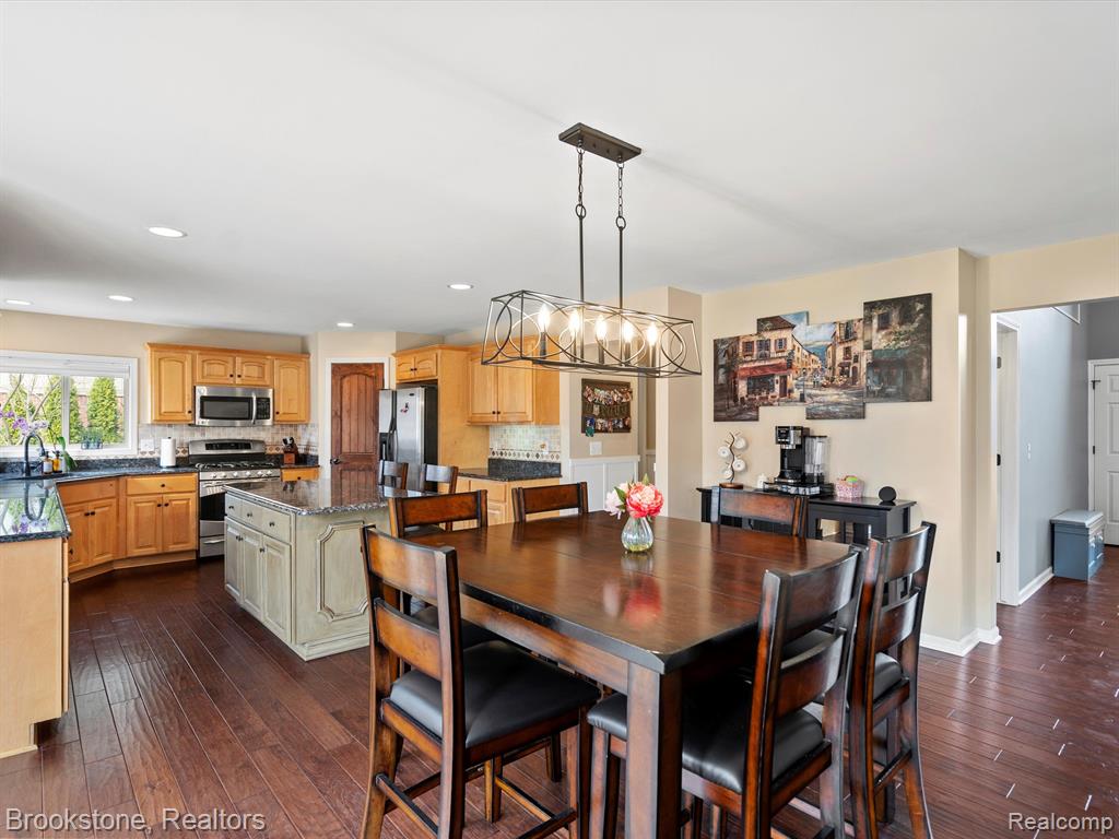 50629 NESTING RIDGE Drive, Macomb, MI 48044 — Photo 16