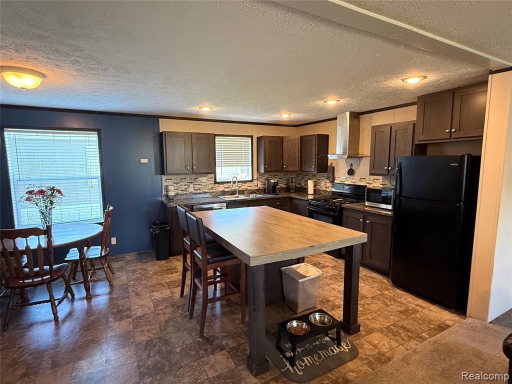 1101 Forest Lane, Columbus, MI — Photo 11