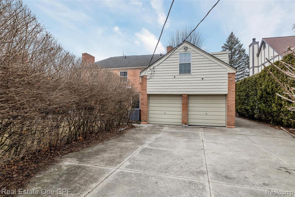 636 Middlesex Road, Grosse Pointe, MI 48230 — Photo 42