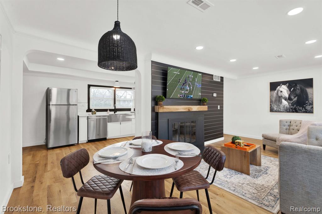 16046 W 13 Mile Road, Beverly Hills, MI 48025 — Photo 16