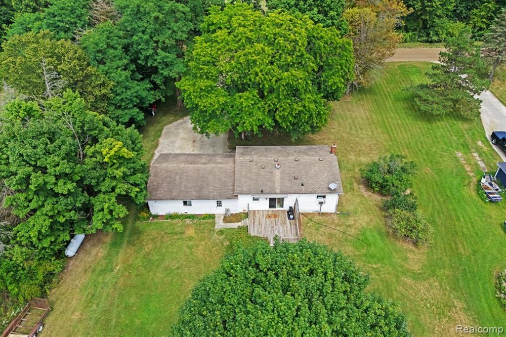 6460 Hogan Road, Fenton, MI 48430 — Photo 28