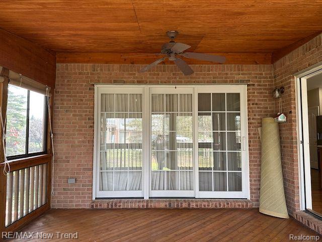 5081 BELMONTE Drive, Rochester, MI 48306 — Photo 11