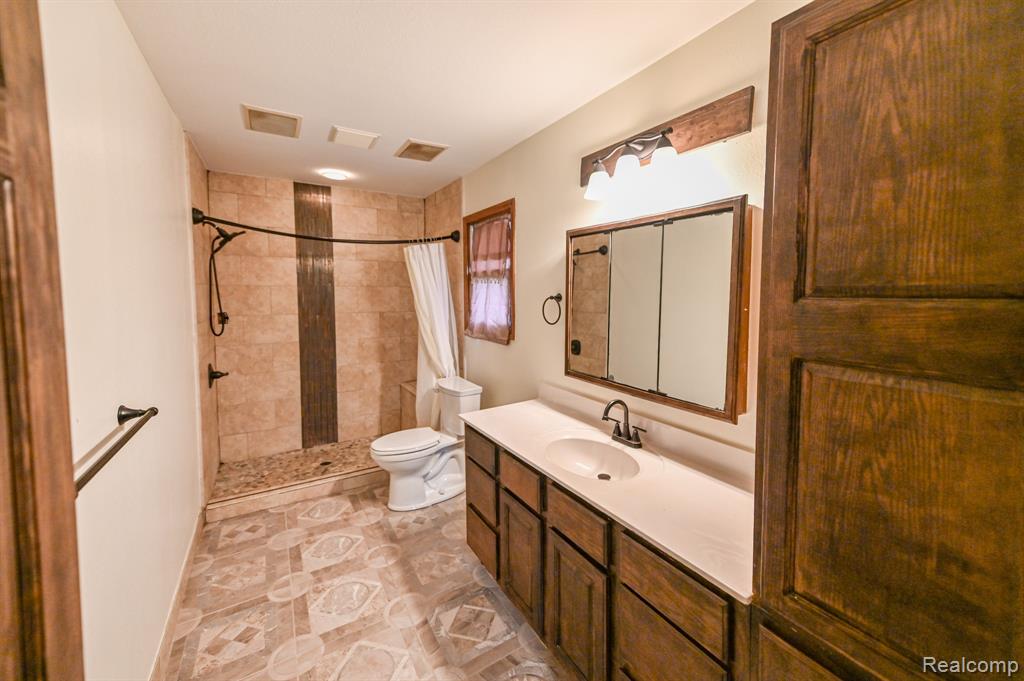 4534 SUPERIOR Street, Newport, MI 48166 — Photo 38