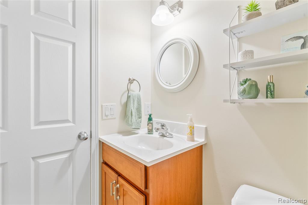 454 BREAKWATER, Belleville, MI 48111 — Photo 21