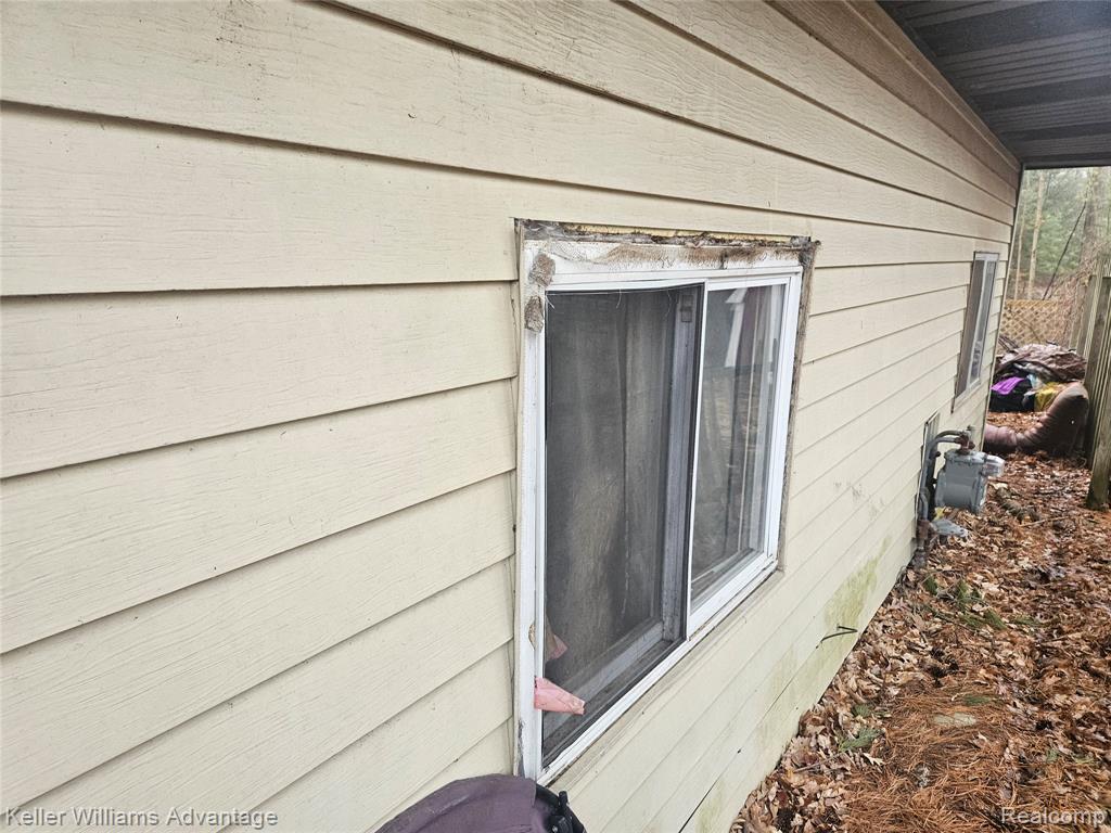 525 W Benway Road, Sanford, MI 48657 — Photo 11