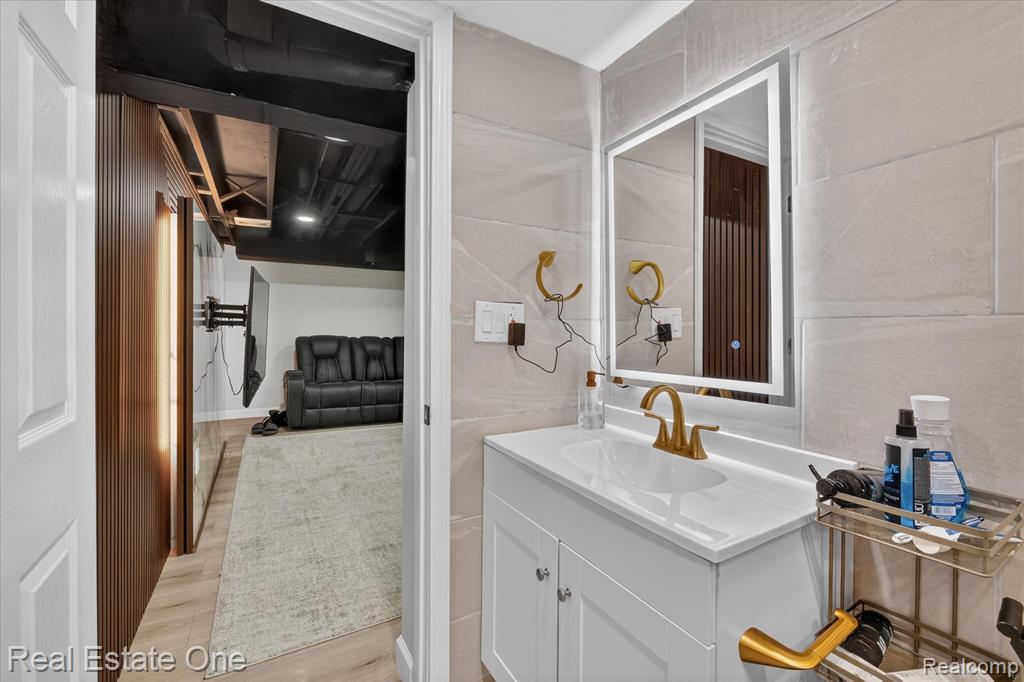 44150 Duchess Drive, Canton, MI 48187 — Photo 8