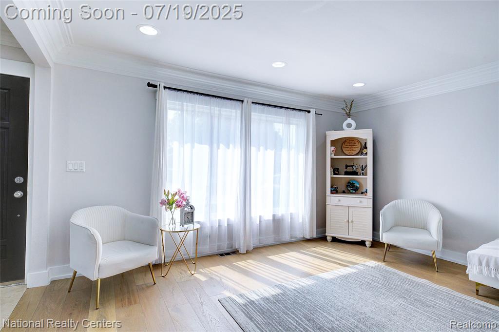 8126 Dale Street, Dearborn Heights, MI 48127 — Photo 39