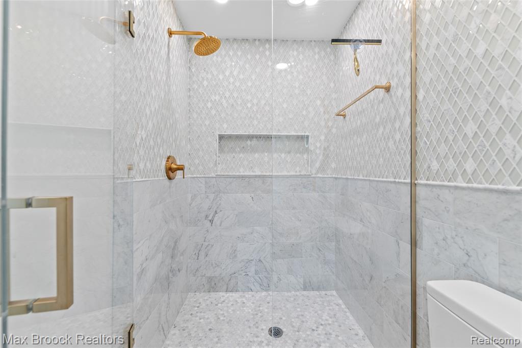 549 N OLD WOODWARD Avenue, Birmingham, MI 48009 — Photo 14