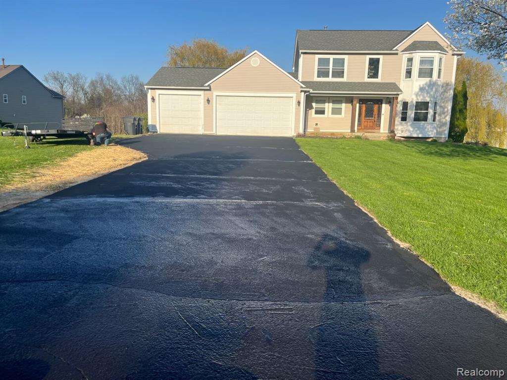 9440 Apple Court, Fenton, MI 48430