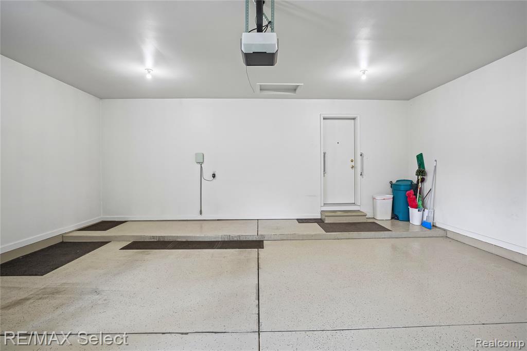 5184 Wyndemere Common Square, Swartz Creek, MI 48473 — Photo 37