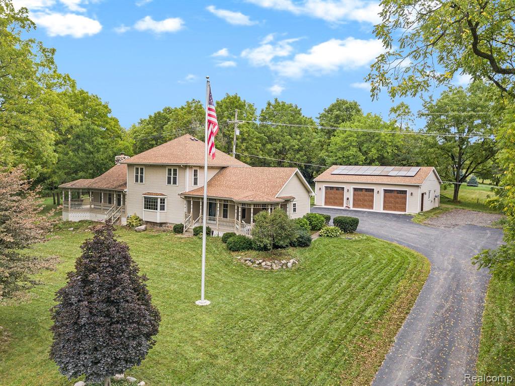 9001 Bergin Road, Howell, MI 48843 — front exterior