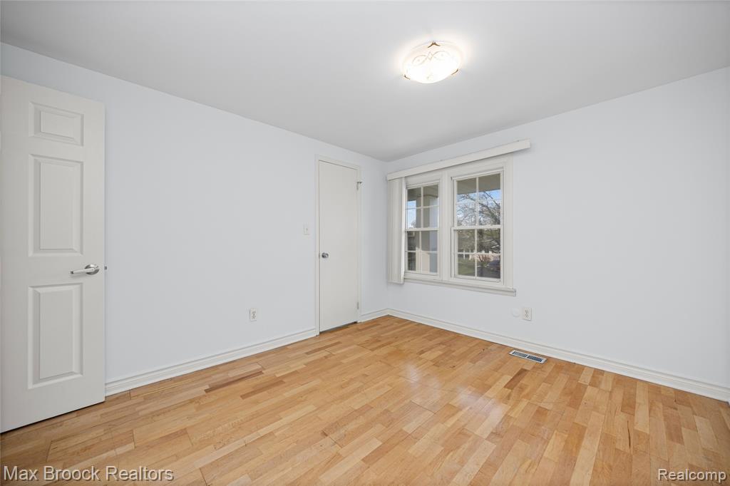 6240 Wynford Drive, West Bloomfield, MI — Photo 33