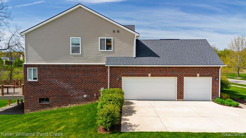 894 Wynstone Circle N, Oakland, MI — Photo 5